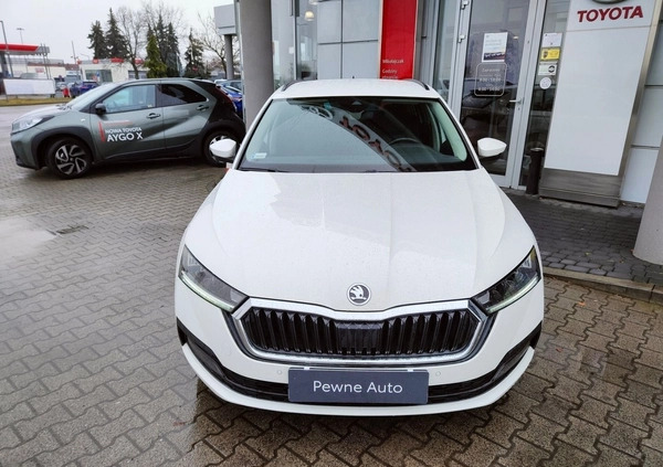 Skoda Octavia cena 73500 przebieg: 190202, rok produkcji 2020 z Pieńsk małe 191